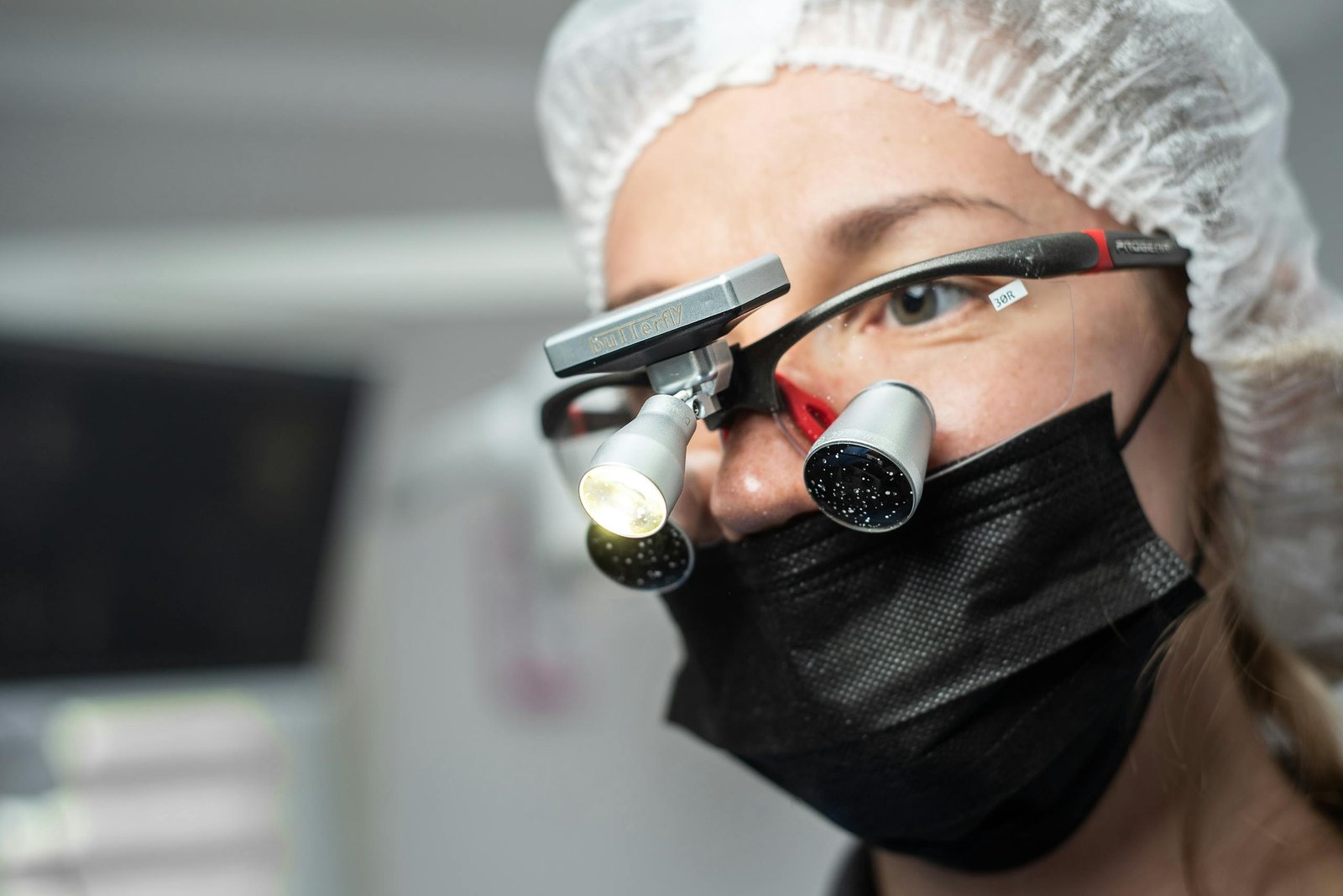 Female surgeon doing surgery